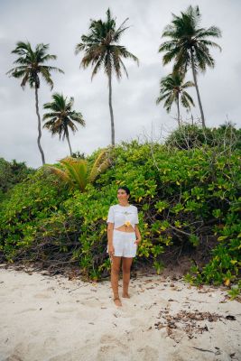 CAMISETA DE MUJER FLOW BLANCA CROPPED 