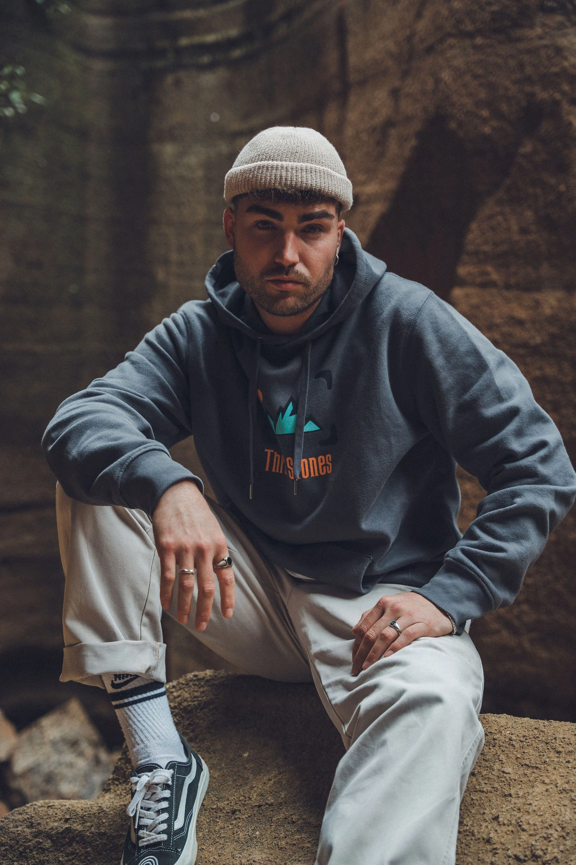 ASPHALT GREY CLASSIC HOODIE