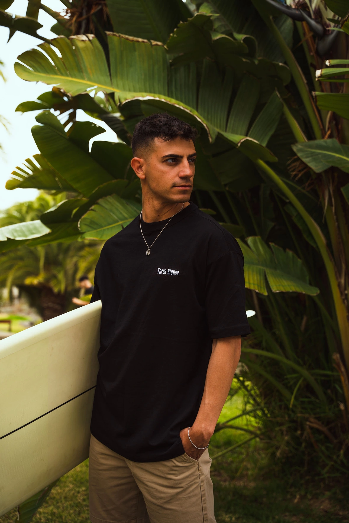 BLACK BASIC OVERSIZED TEE