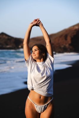 HEATHER GREY CAMPER TEE